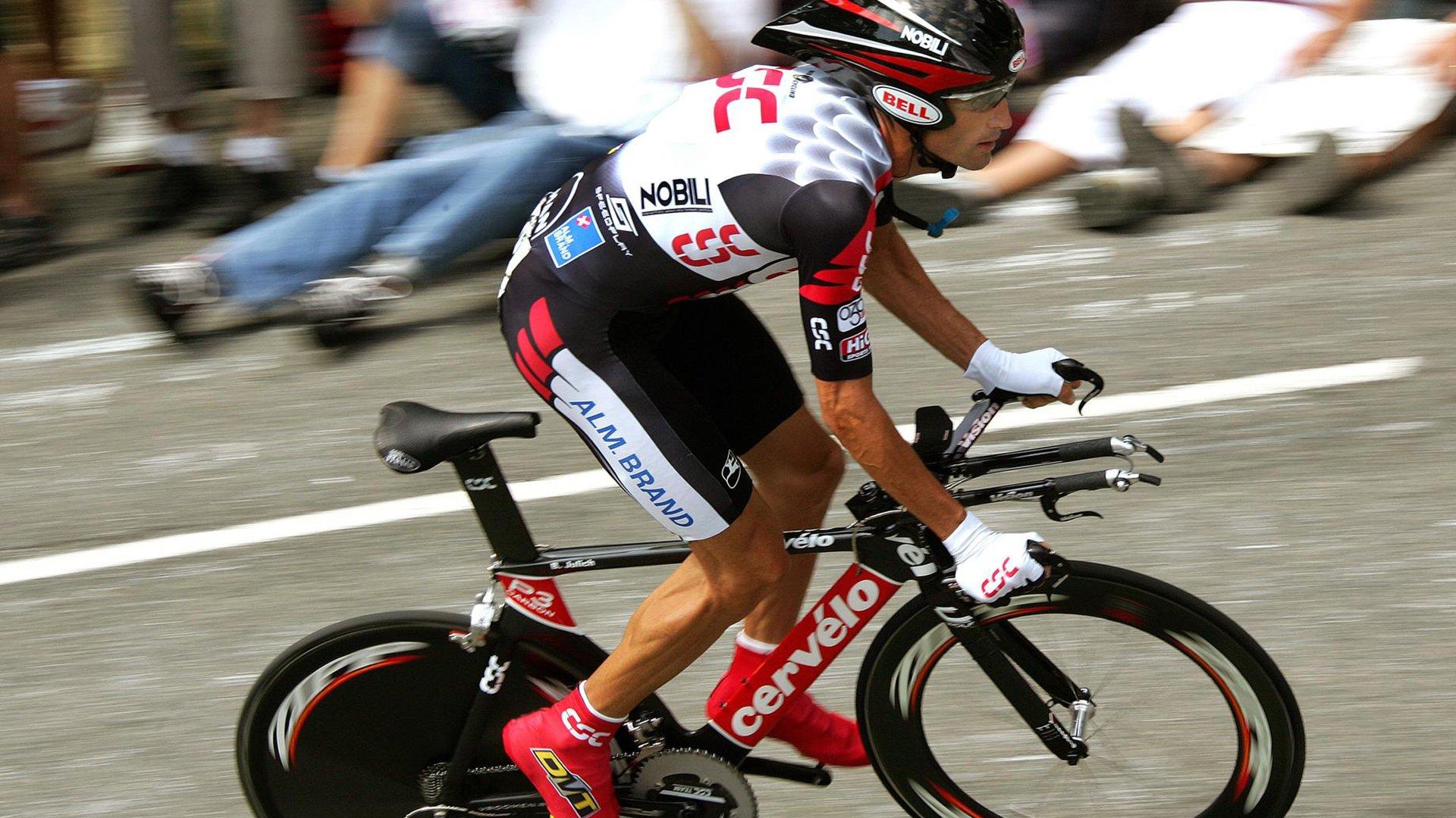 挑战极限!王浩宇76小时速通五岳创纪录,社媒Vlog引爆户外运动圈