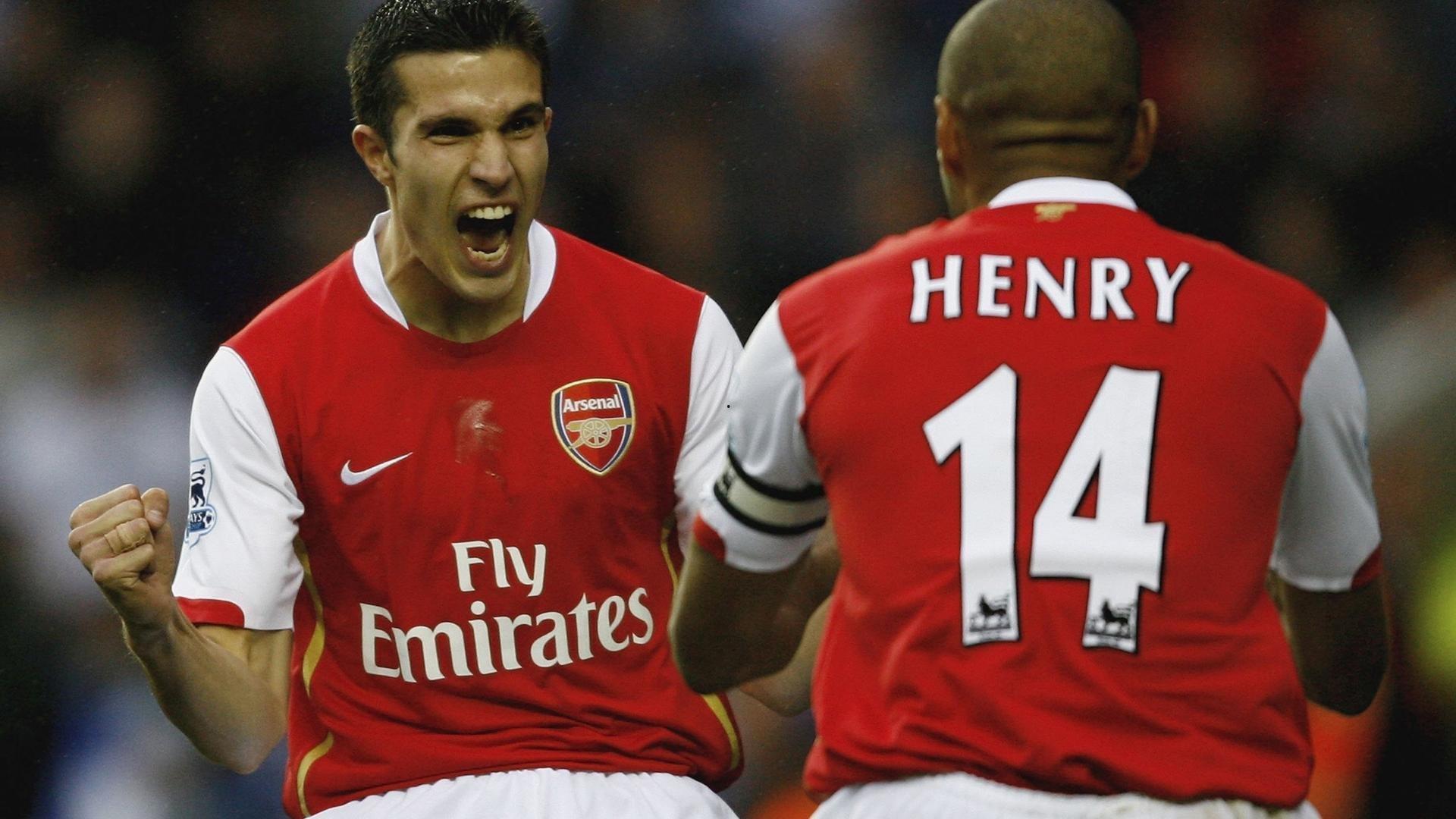 西超杯巅峰对决，巴萨皇马首发身价持平，8亿欧元对决折射足坛新格局